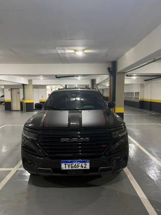 RAM RAMPAGE 2.0 HURRICANE 4 TURBO GASOLINA R/T 4X4 AUTOMÁTICO